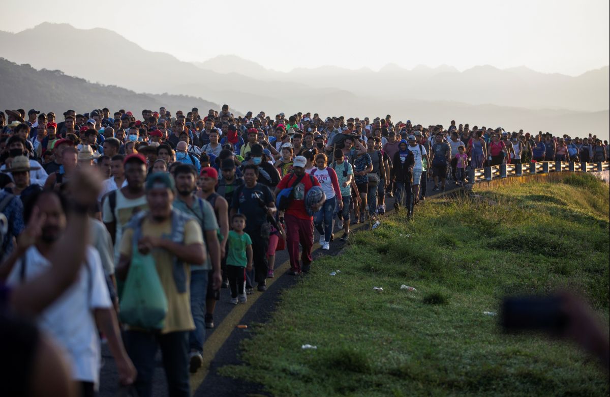 мигранты. Фото REUTERS/Daniel Becerril