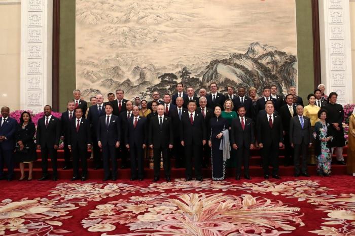 Китай готовится принять третий форум международной инициативы «Один пояс, один путь» (ОПОП).