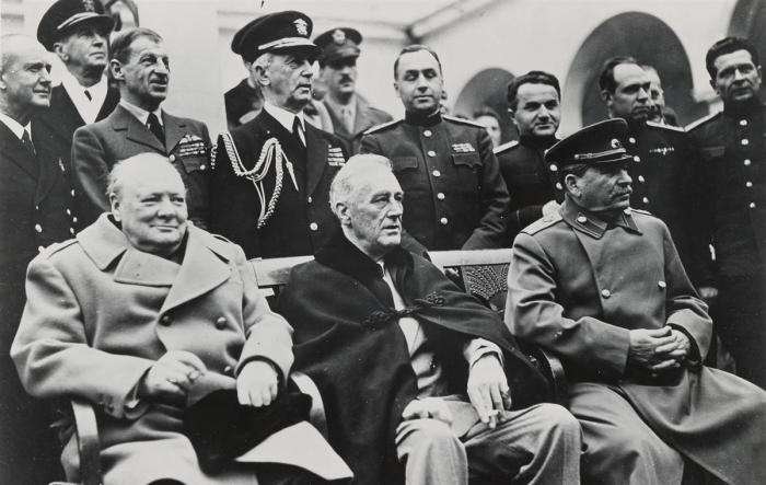 Тегеран-43: военно-дипломатическая драма и операция «Оверлорд» Тегеран-43: военно-дипломатическая