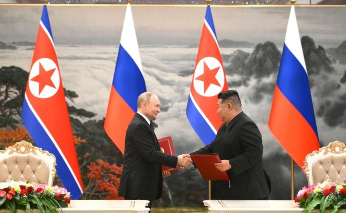 Договор с КНДР ратифицирован и утверждён Президентом, впереди углубление сотрудничества между Москвой и Пхеньяном Договор с КНДР ратифицирован и утверждён Президентом,