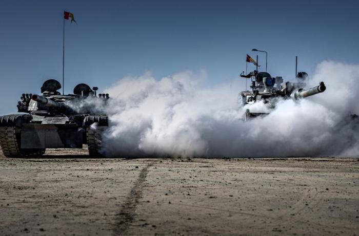 Поляков и румын готовят к войне с русскими Поляков и румын готовят к войне с русскими