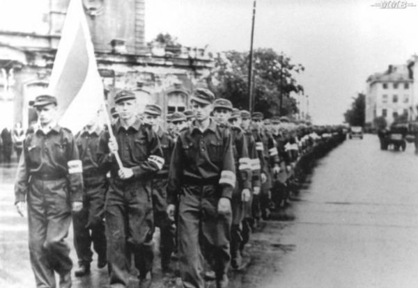 Вчера под БКБ-флагом действовали «добровольцы» – пособники Гитлера…