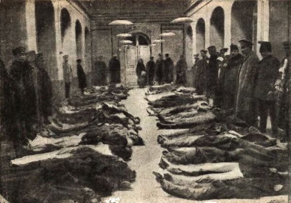 Расстрелянные участники восстания. Киев, январь 1918 года