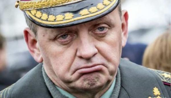 Начальник украинского генштаба Муженко жаждет декоммунизации.