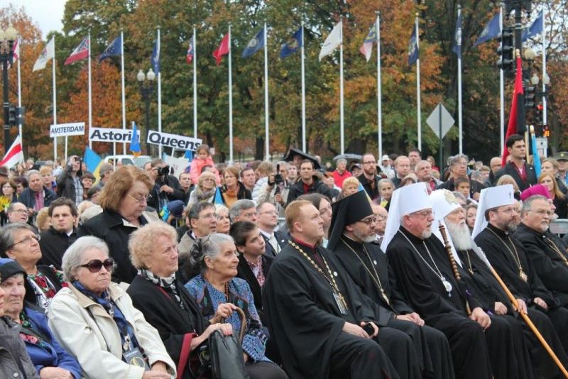 Открытие Мемориала жертвам голодомора на Украине 1932-1933 годов. Ноябрь 2015 года, Вашингтон, США