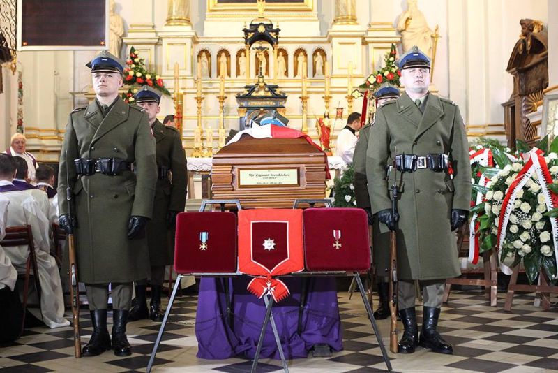 Церемония перезахоронения Шенделяржа (Лупашки). Фото: wprost.pl
