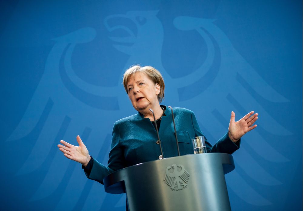 Меркель выступила против учреждения так называемых корона-бондов.