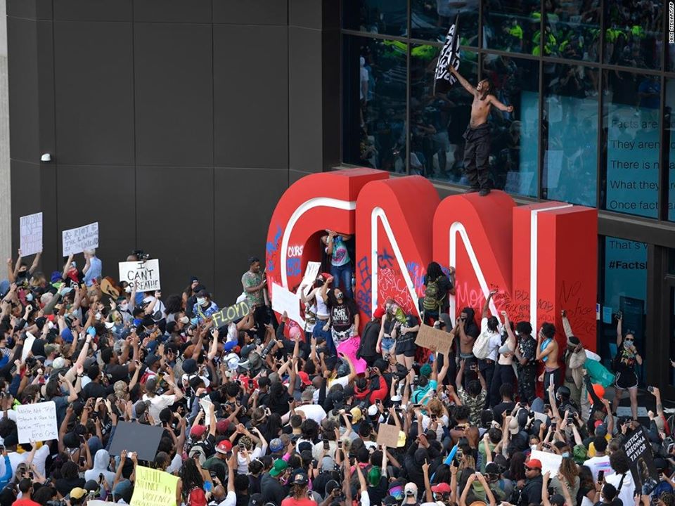 Разгром офиса CNN в Атланте - неофициальной 