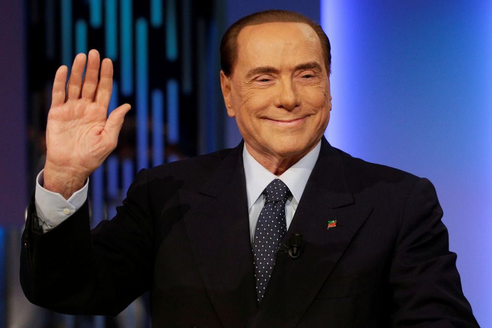 В Италии Сильвио Берлускони называют «кавальере»
