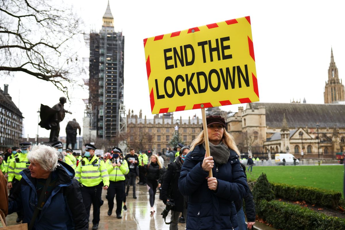Протест против локдауна в Лондоне
