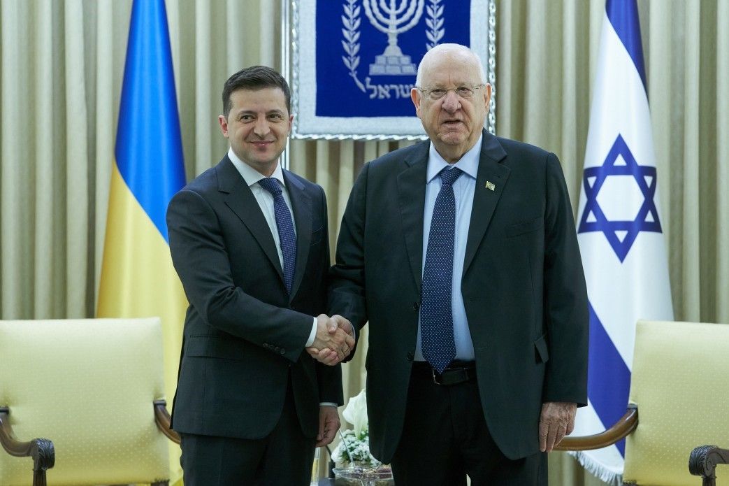 Президенты Украины В. Зеленский и Израиля Р. Ревлин