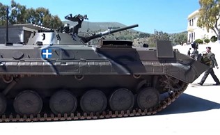 БМП-1 греческая армия получила из арсеналов бывшей ГДР в начале 1990-х