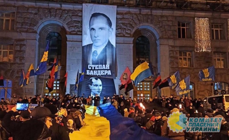 Прославление Бандеры в Киеве в прежние годы