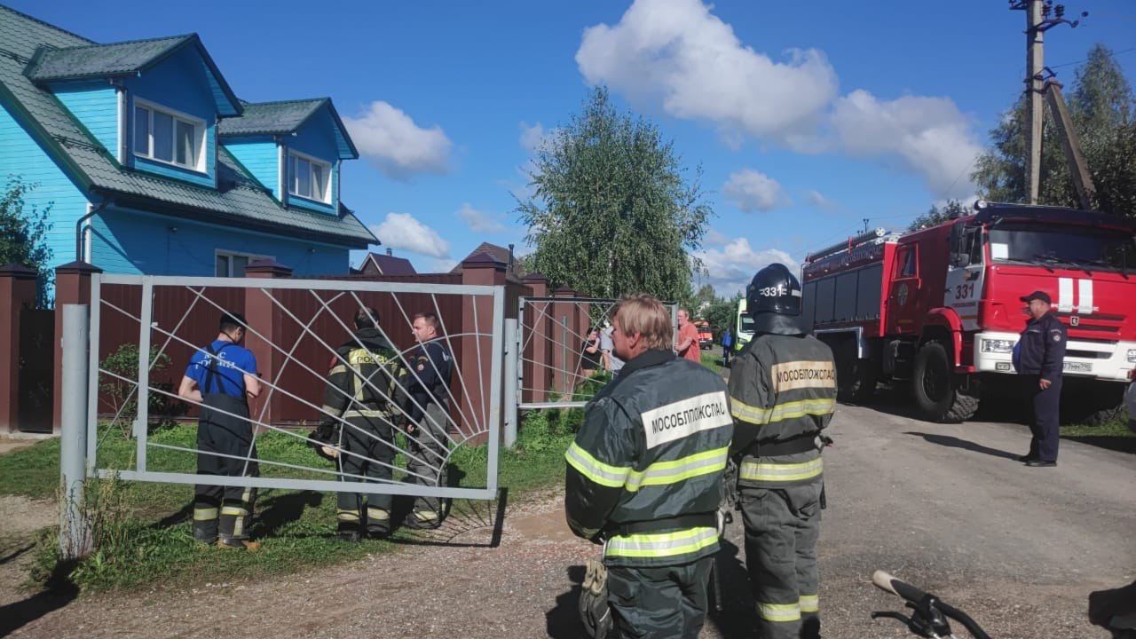 Два человека пострадали в результате падения обломков сбитого беспилотника Истринском районе Подмосковья