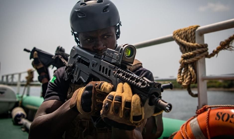 ЕС с США устремляются «оборонять» и Гвинейский залив...