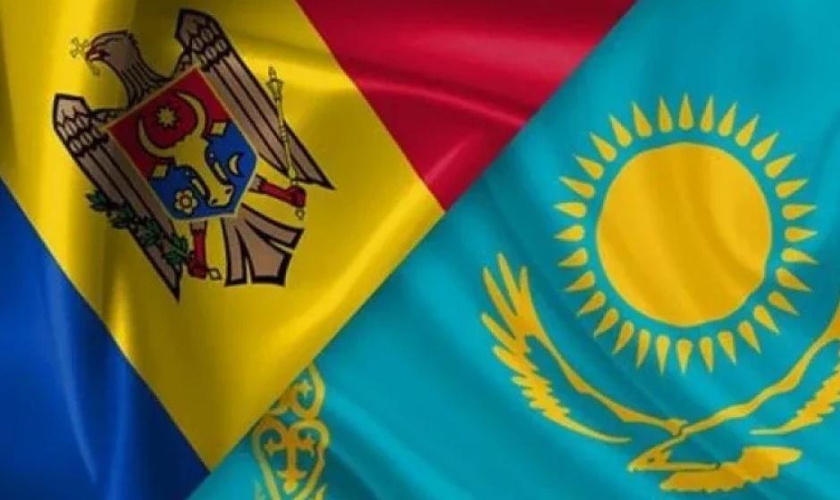 Враждебный взгляд на Россию «внедряется» в сознание молдавского общества через огромную сеть платных каналов и сайтов. По примерно аналогичной схеме действуют и в Казахстане.