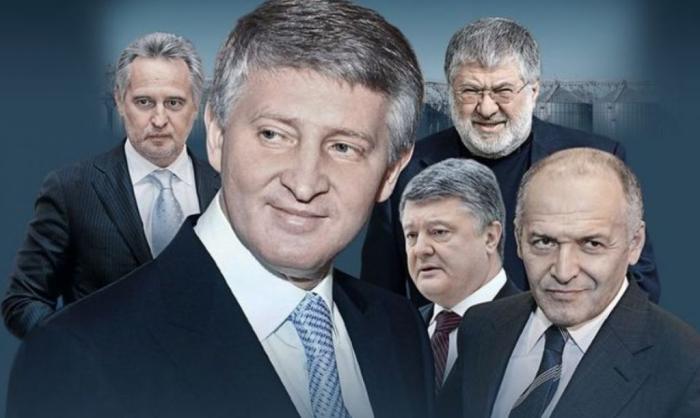 Запад проигрывает в борьбе с украинскими олигархами, среди которых и президент Порошенко. Олигархи, как и прежде, контролируют парламент и правительство Украины. Они готовятся к новым выборам, опекая партии и владея СМИ.