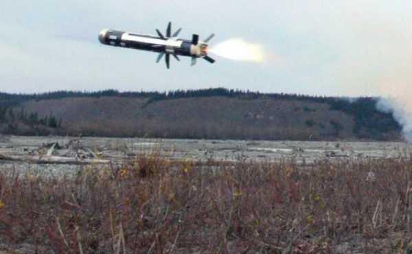 В США подтвердили отправку ПТРК Javelin на Украину.