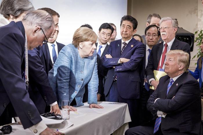 Президент США Трамп обрушил на коллег очередную новацию: он заявил, что Америка страдает от неравенства в торговле с другими членами G-7 и «её каждый может вытрясти, как свинью-копилку».