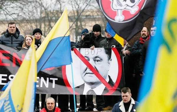 Протесты на Украине приобретают самые радикальные формы.