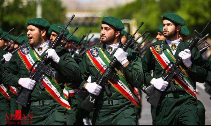 Стражи исламской революции Ирана.