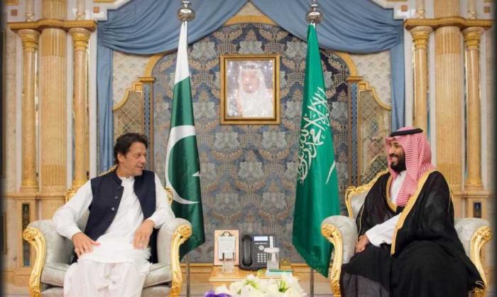 Новый глава пакистанского правительства Имран Хан посетил с официальным визитом Саудовскую Аравию