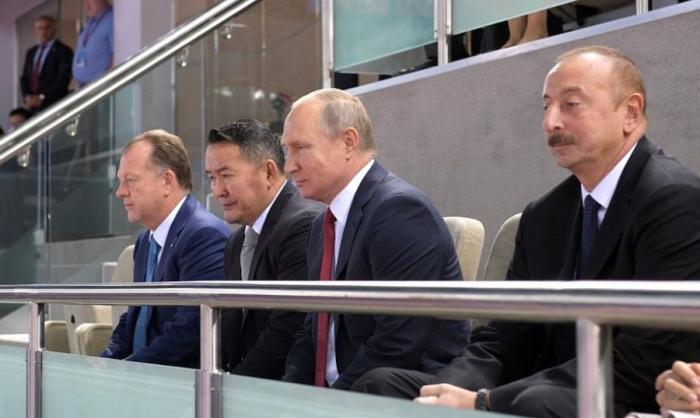 Президенты России и Азербайджана Владимир Путин и Ильхам Алиев