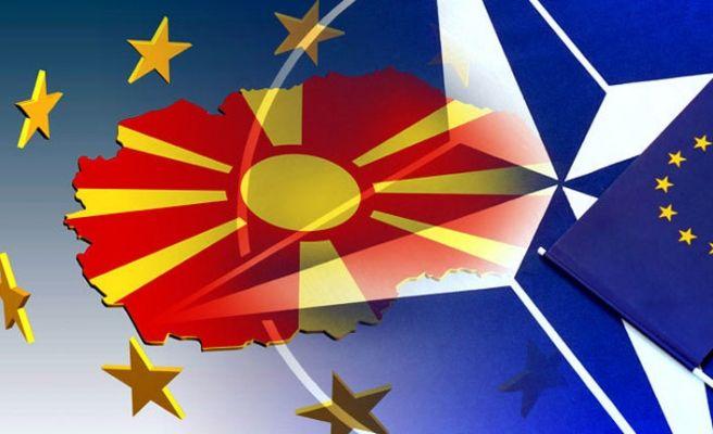 Албанскому меньшинству в Македонии название страны безразлично – важно вступление в НАТО