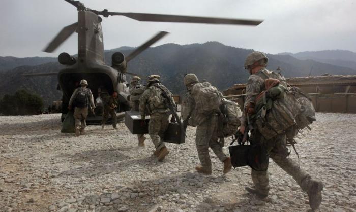 США должны уйти из Афганистана