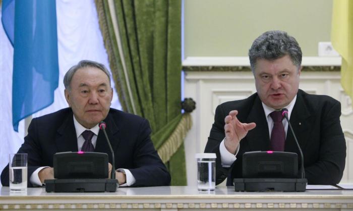 Президенты Казахстана и Украины Нурсултан Назарбаев и Пётр Порошенко