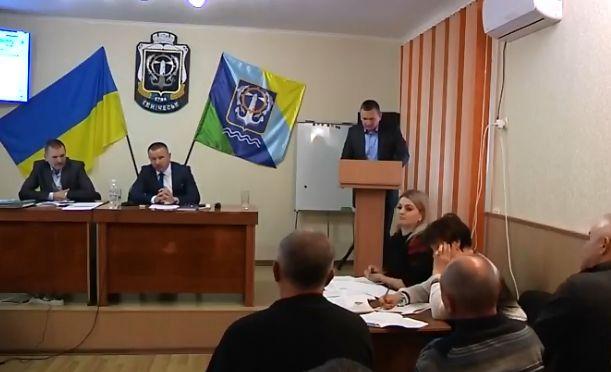 Жители и депутаты Геническа выступили против вмешательства украинских властей в деятельность УПЦ (МП)