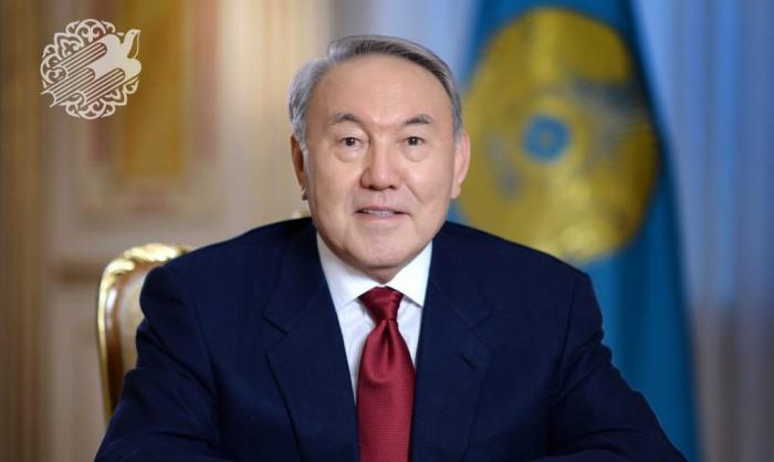 Президент Казахстана Нурсултан Назарбаев ушёл, но не далеко