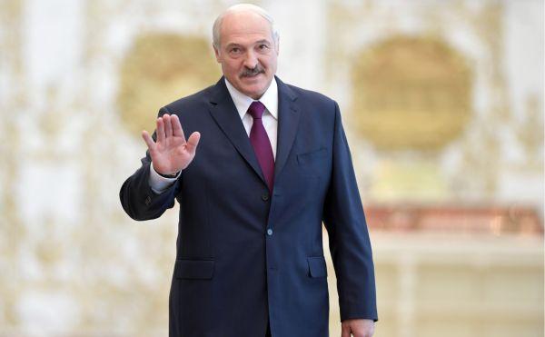 Александр Лукашенко приглашен в Польшу, но вряд ли туда поедет