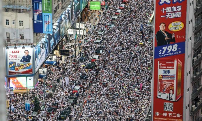 Массовые демонстрации в Гонгконге