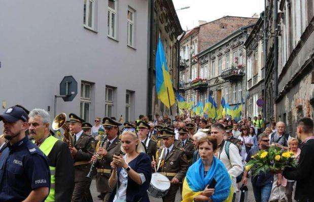 В польском Пшемышле прошёл очередной марш украинцев, организованный националистическим Союзом украинцев в Польше (СУвП).