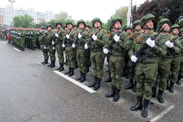 Военнослужащие Оперативной группы российских войск в Приднестровском регионе Республики Молдова (ОГРВ ПРРМ) приняли участие в генеральной репетиции военного парада в городе Тирасполь.