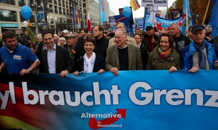 Альтернатива для Германии бросает вызов партии Меркель