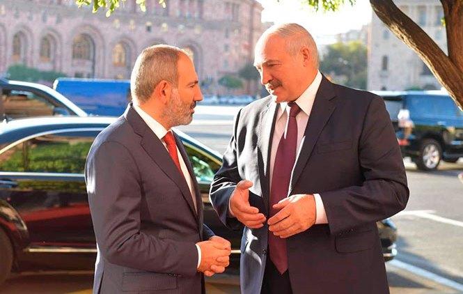 Лукашенко и Пашинян