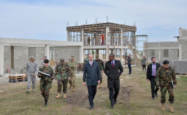 Посол США в Молдове Дерек Хоган лично курирует реновацию полигона Бульбоака
