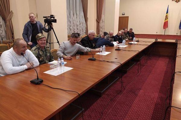 Молдавские ветераны на переговорах с премьер-министром