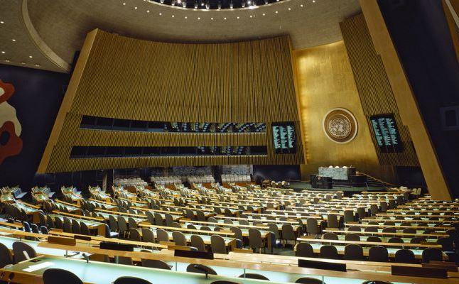 Резолюция ООН по борьбе с пандемией вновь показала двойные стандарты Запада