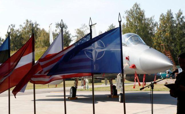 Ротация военных НАТО в Прибалтике на фоне пандемии