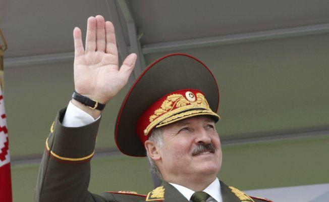 Лукашенко на параде 9 мая