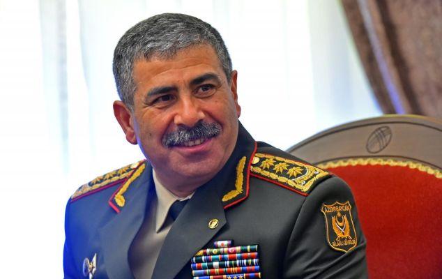 Министр обороны Азербайджана генерал-полковник Закир Гасанов