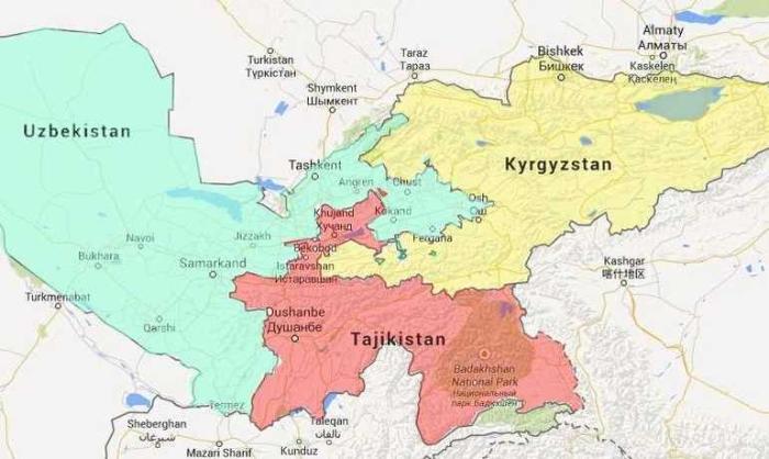 На границе между Киргизией и Таджикистаном снова стреляют, снова льется кровь, но эти республики упорно делают вид, что способны остановить развитие конфликта своими силами.