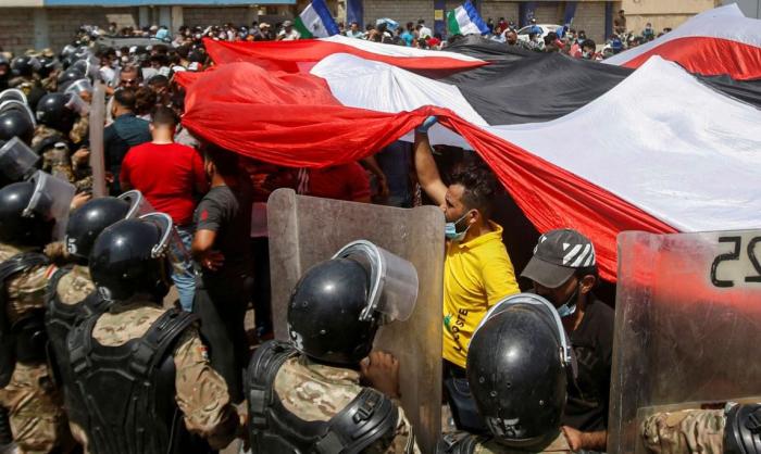 Беспорядки в Басре на юге Ирака