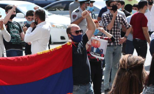 Митинг партии «Процветающая Армения»