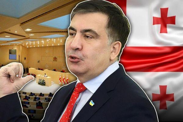 Саакашвили уверен, что только он спасёт Грузию