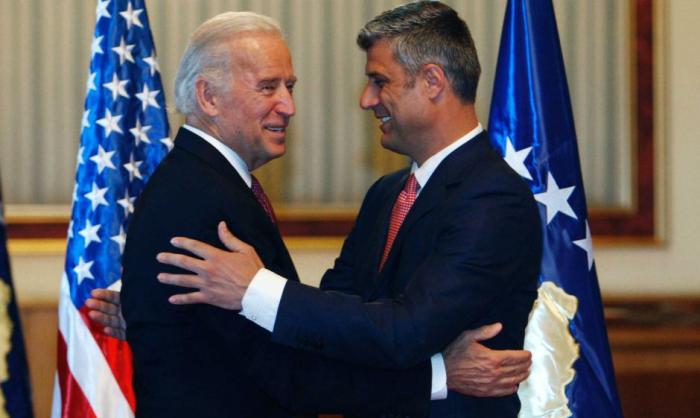 Вице-президент США Байден и главарь албанских террористов Косова хашим Тачи