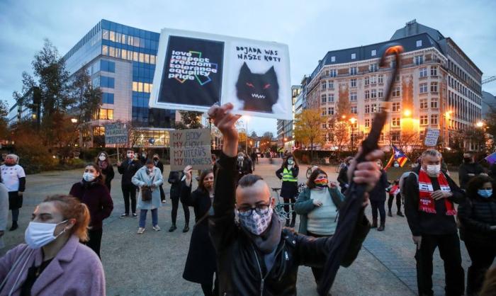 В Брюсселе протестуют против волюнтаризма польских политиков, не желающих подчиняться правилам объединённой Европы
